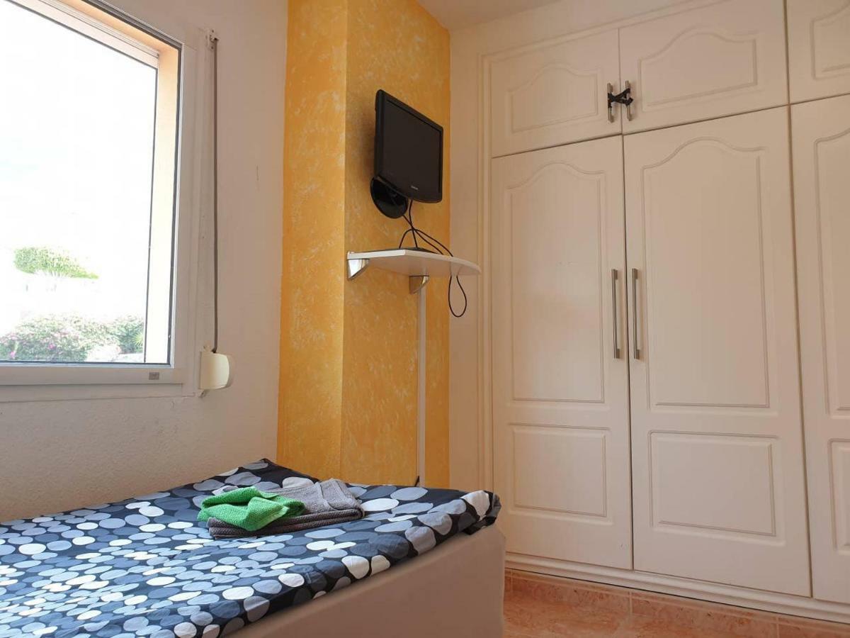 Villa Roque Del Conde With Private Pool, Terrace With Fantastic Sea Views, Wifi, Garden, Garage Adeje Exterior photo