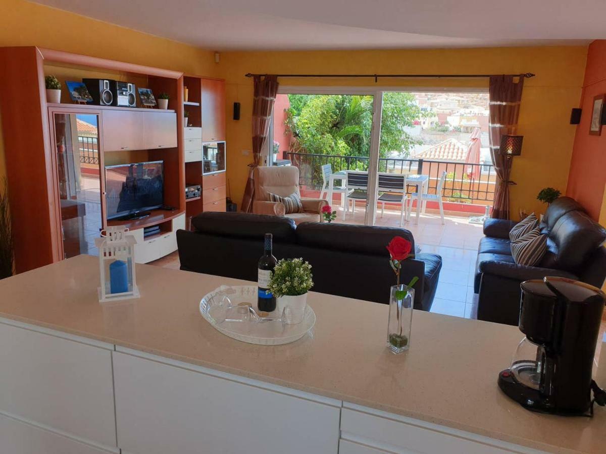 Villa Roque Del Conde With Private Pool, Terrace With Fantastic Sea Views, Wifi, Garden, Garage Adeje Exterior photo