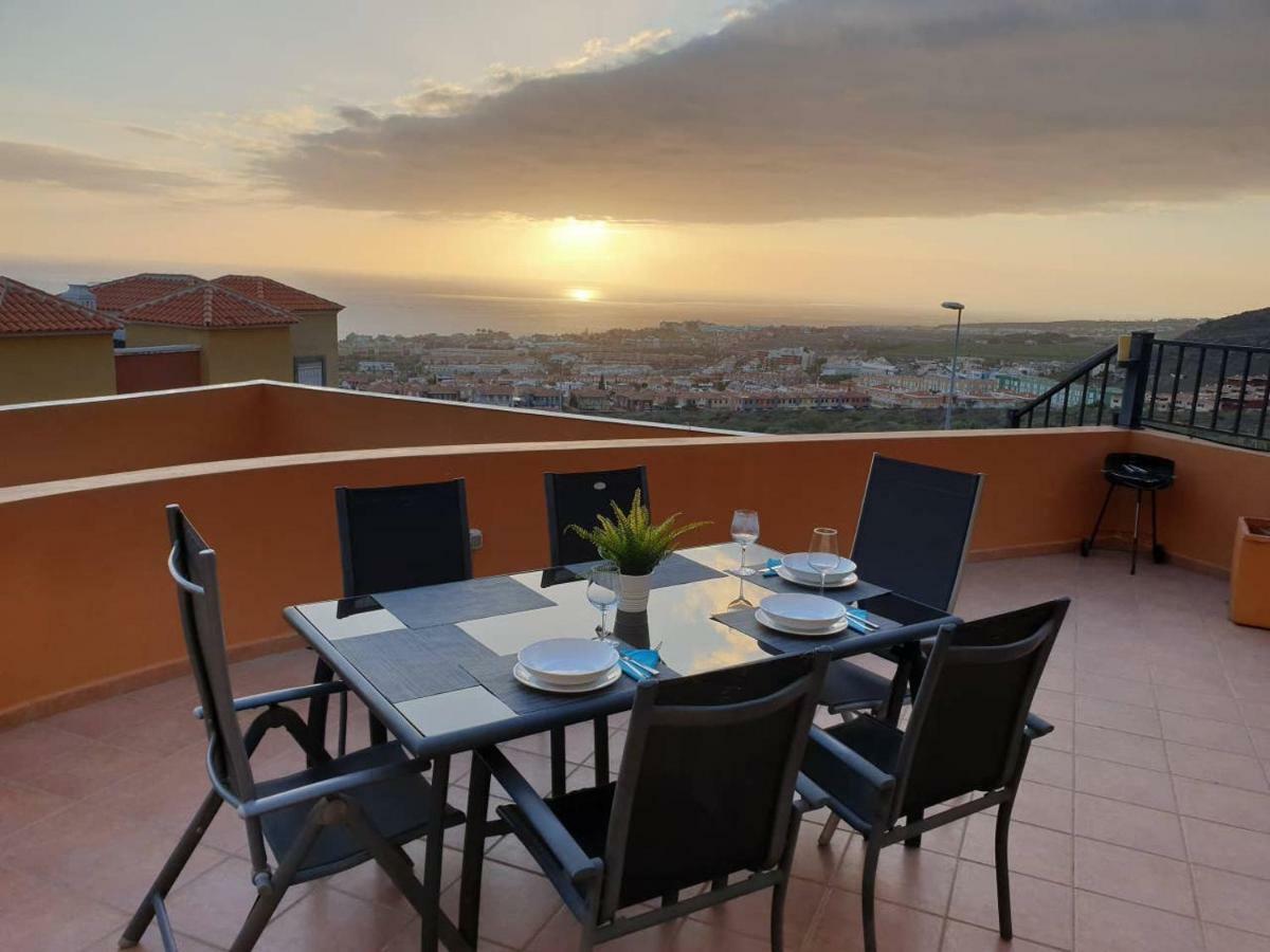 Villa Roque Del Conde With Private Pool, Terrace With Fantastic Sea Views, Wifi, Garden, Garage Adeje Exterior photo